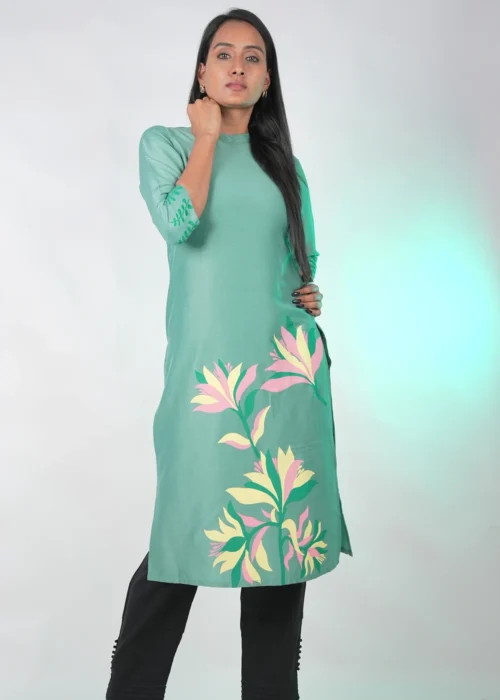 Fit & Flare Straight Cut Kurti Floral Print