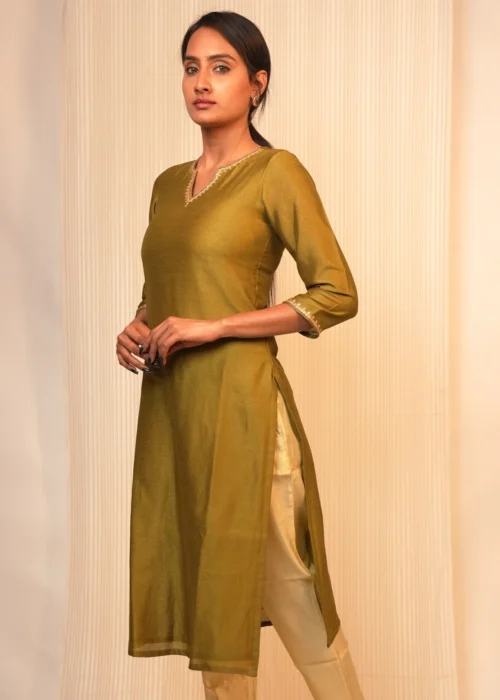 Fit and Flare Solid Embroidery Straight Kurti